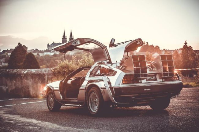 VIDÉO - La mythique DeLorean de Retour vers le futur dans la