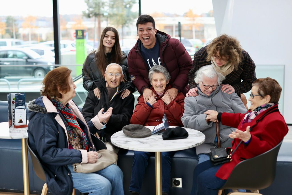 YES + Jeunes en service civique auprès des seniors